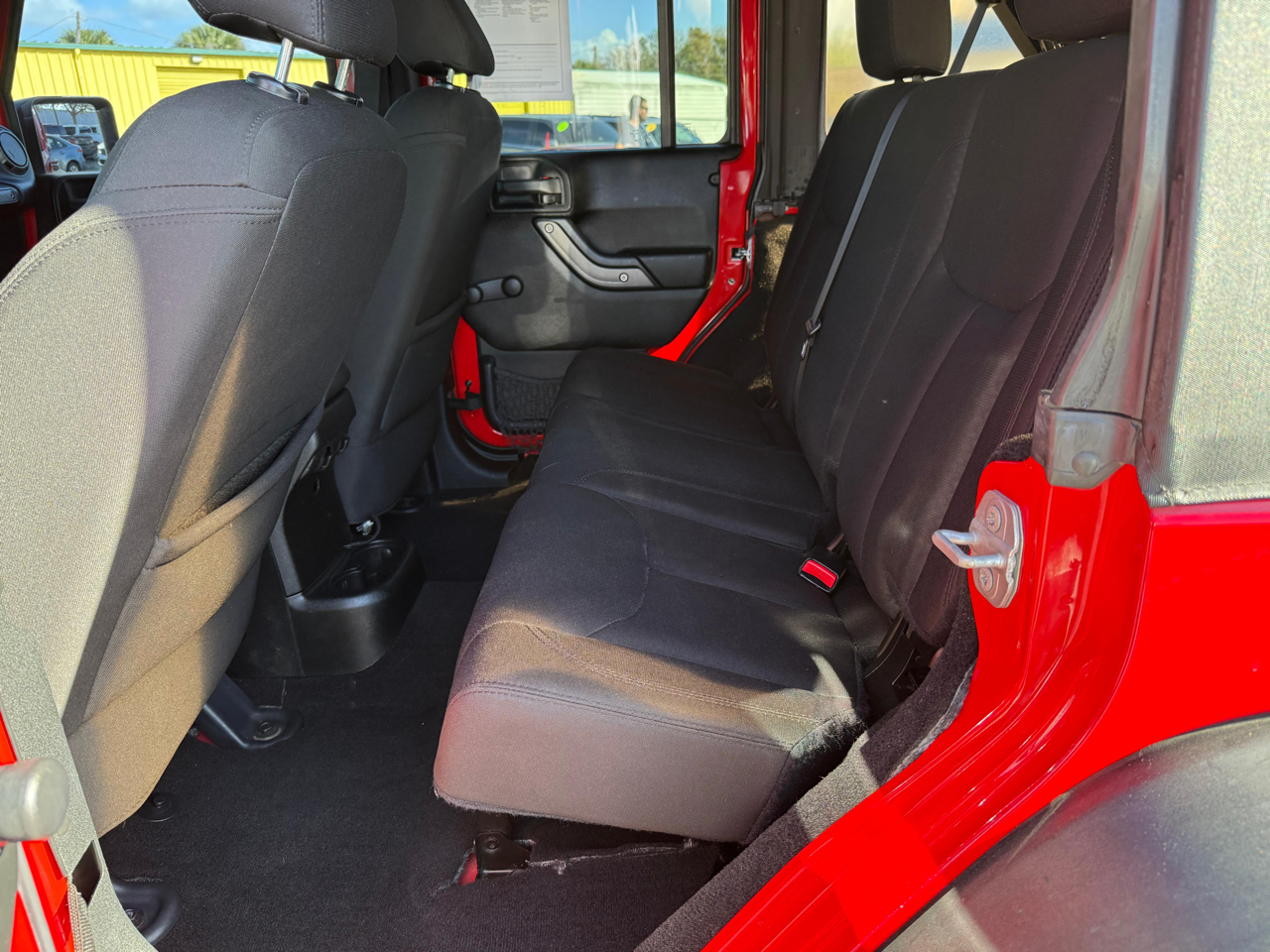 Jeep Wrangler Unlimited 4WD 4dr Sport 2016