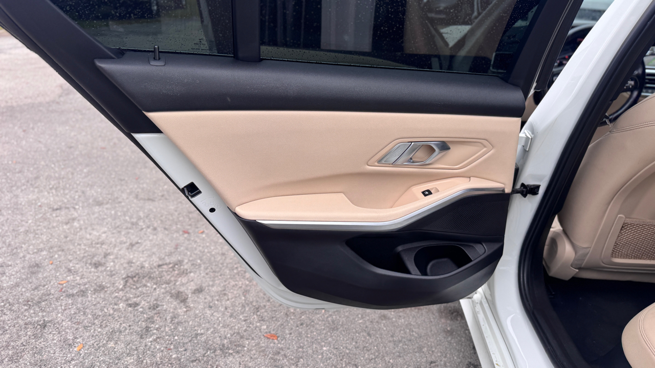 BMW 3 Series 330i Sedan North America 2020