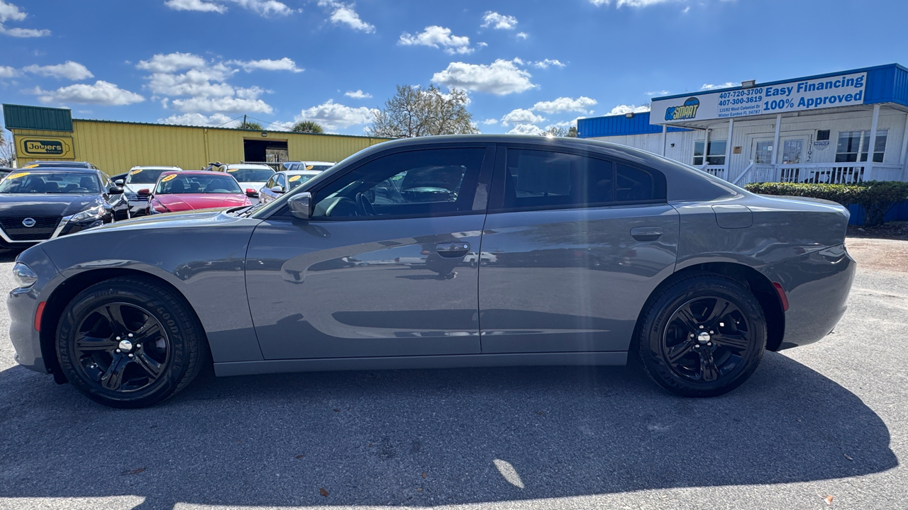 Dodge Charger SXT RWD 2019