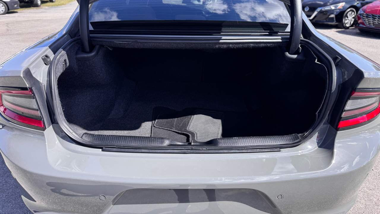 Dodge Charger SXT RWD 2019