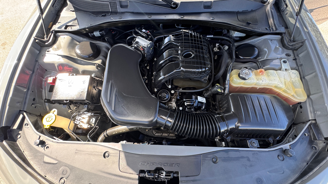 Dodge Charger SXT RWD 2019