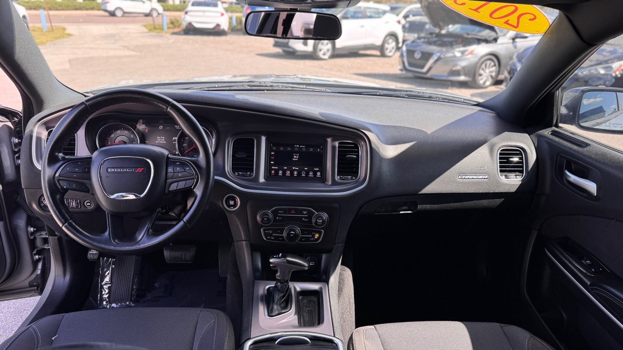 Dodge Charger SXT RWD 2019