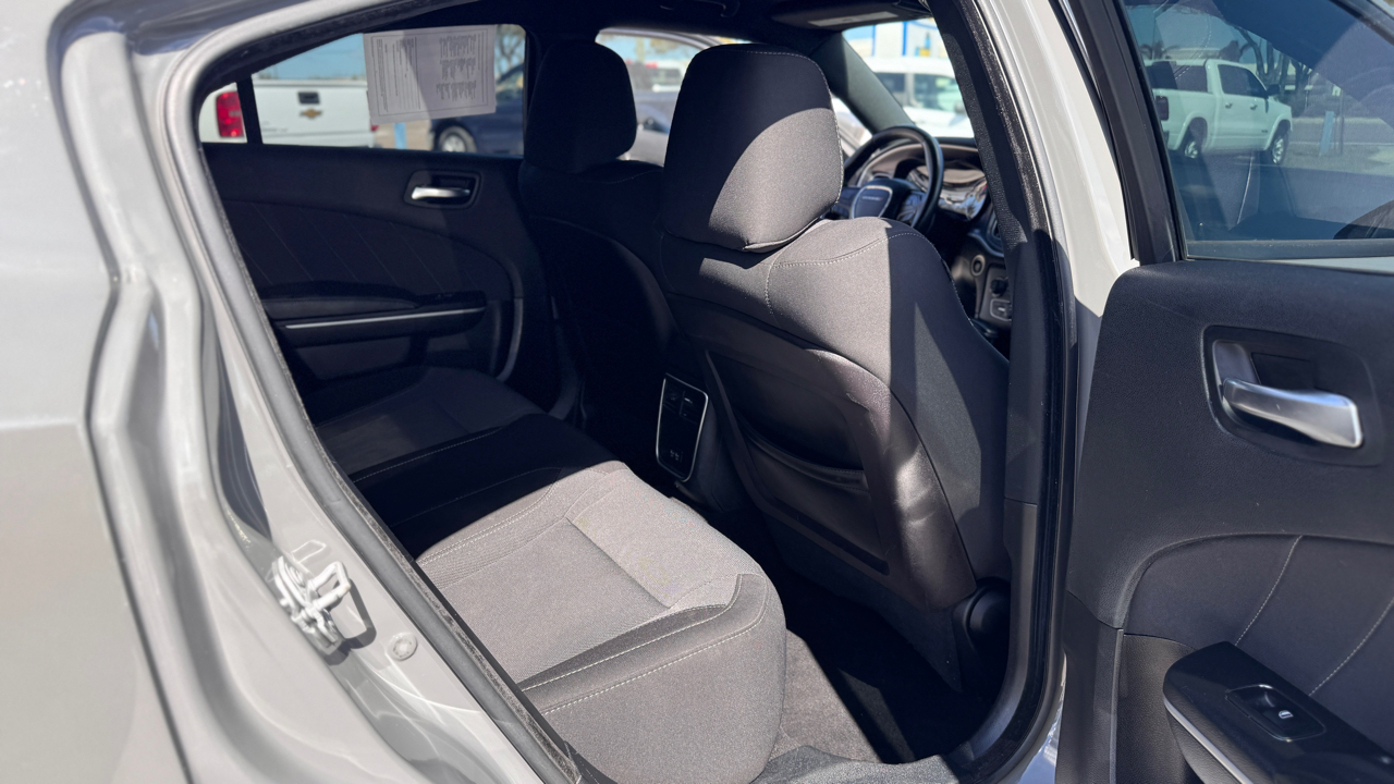 Dodge Charger SXT RWD 2019