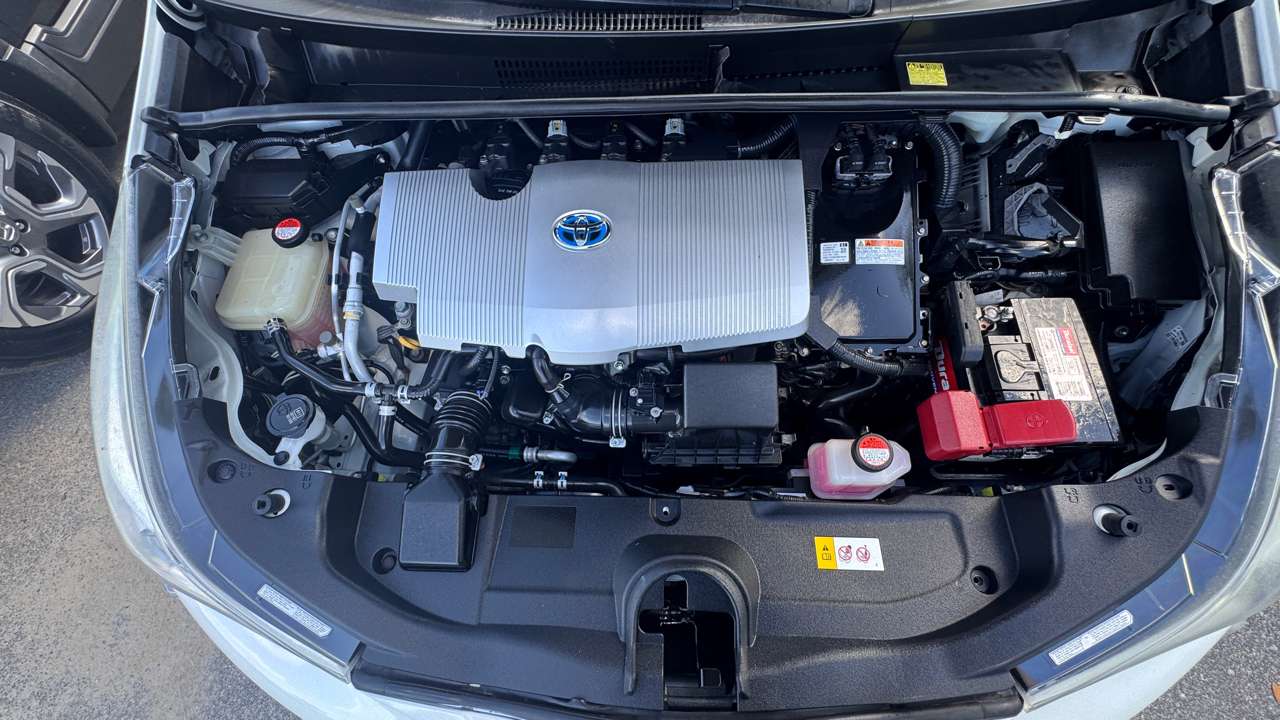 Toyota Prius Base 4D Hatchback 2016