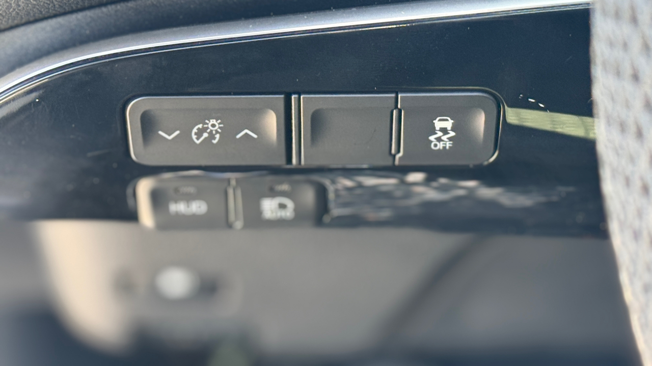 Toyota Prius Base 4D Hatchback 2016