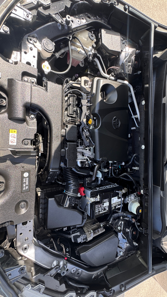 Toyota RAV4 LE FWD (Natl) 2019