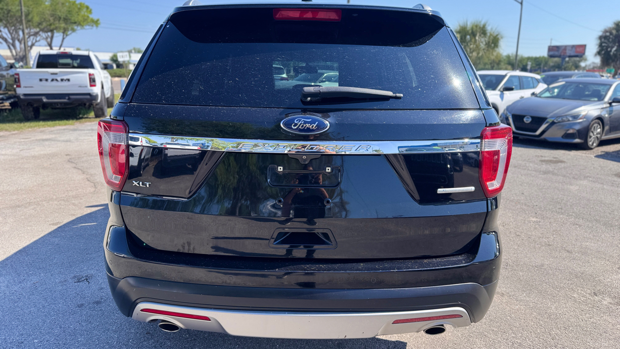 Ford Explorer FWD 4dr XLT 2016