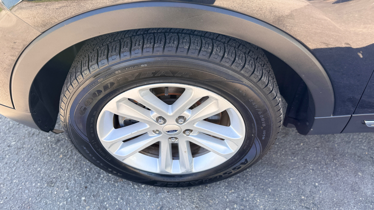 Ford Explorer FWD 4dr XLT 2016