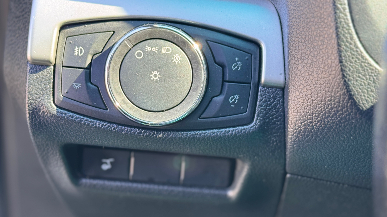 Ford Explorer FWD 4dr XLT 2016