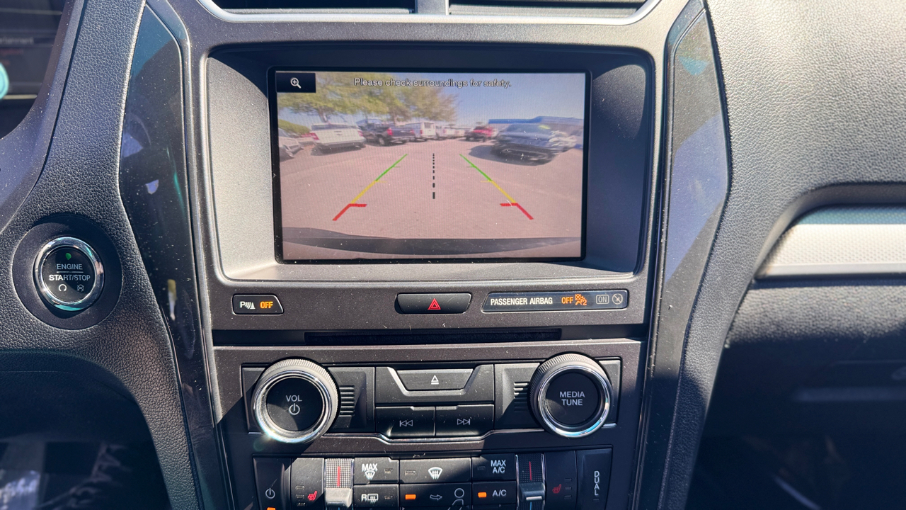 Ford Explorer FWD 4dr XLT 2016