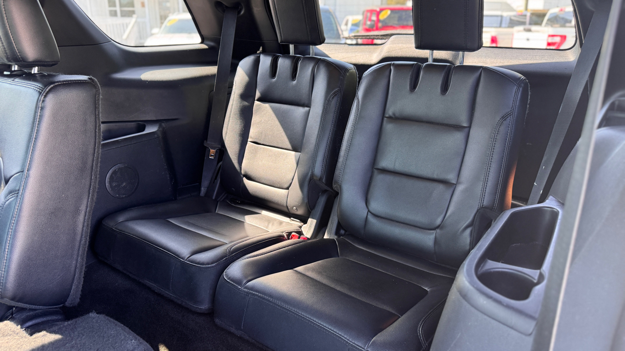 Ford Explorer FWD 4dr XLT 2016