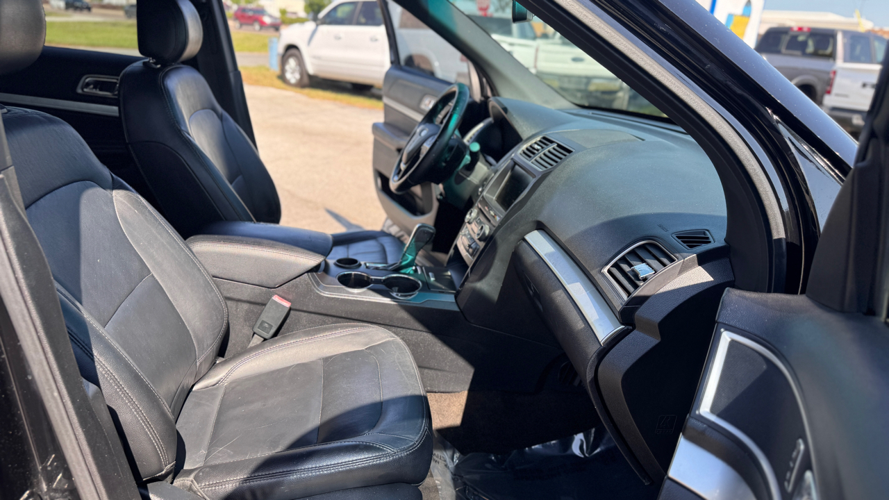 Ford Explorer FWD 4dr XLT 2016