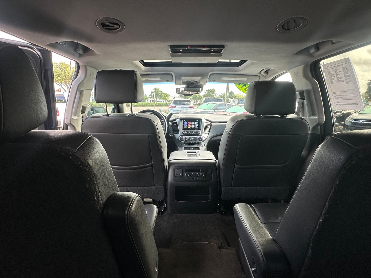 Chevrolet Suburban 2WD 4dr 1500 LT 2017