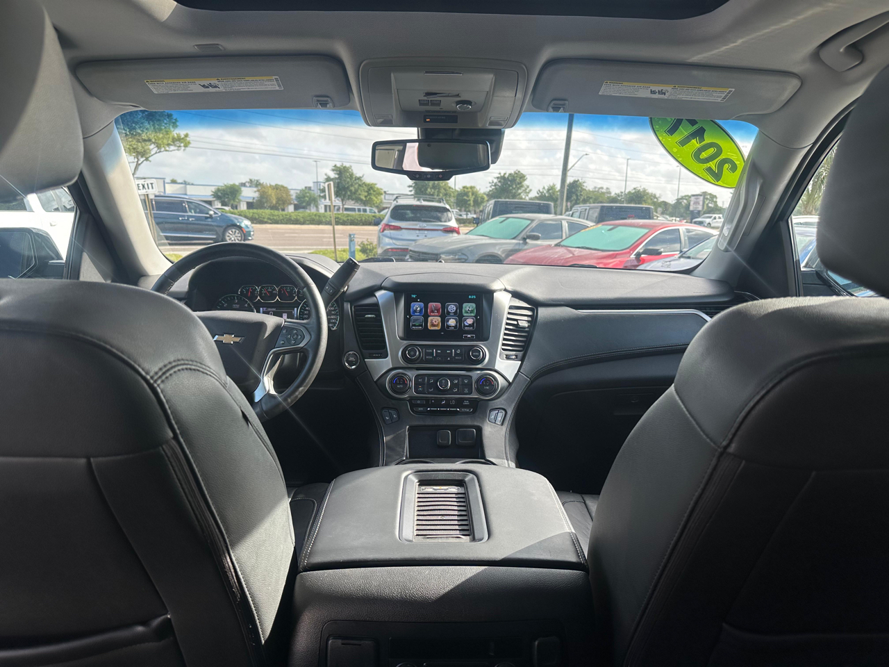 Chevrolet Suburban 2WD 4dr 1500 LT 2017