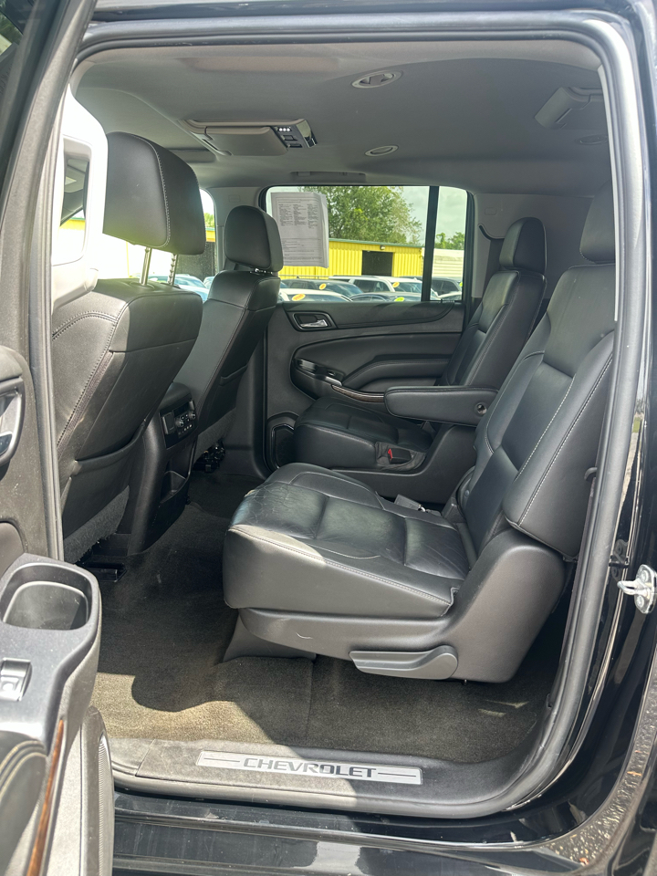 Chevrolet Suburban 2WD 4dr 1500 LT 2017