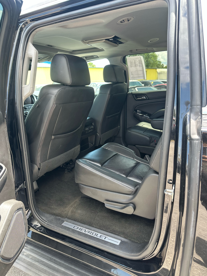 Chevrolet Suburban 2WD 4dr 1500 LT 2017