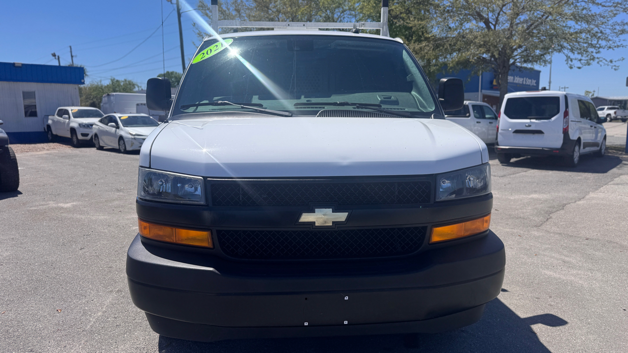 Chevrolet Express Cargo Van RWD 2500 135" 2021