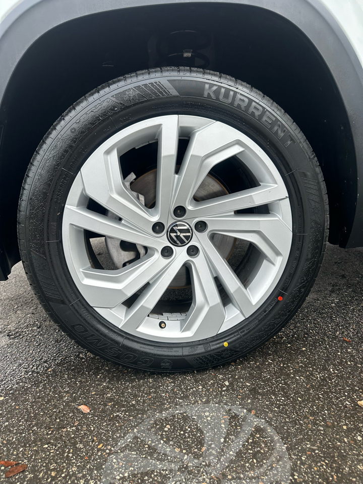 Volkswagen Atlas 2021.5 2.0T SE w/Technology FWD 2021