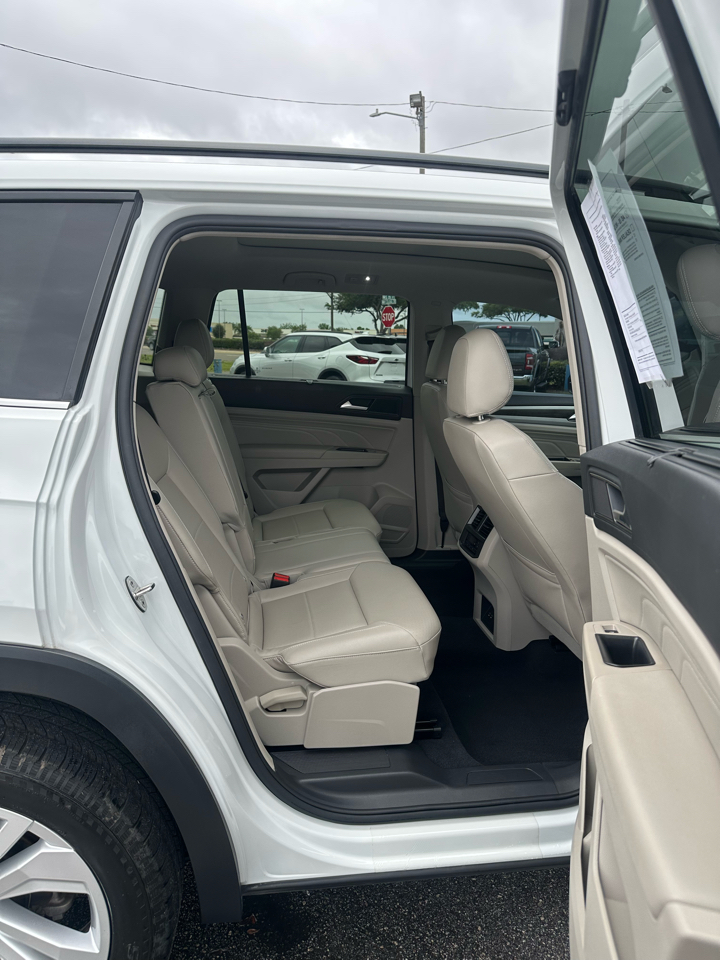 Volkswagen Atlas 2021.5 2.0T SE w/Technology FWD 2021