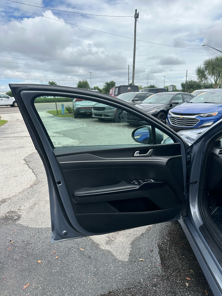 Kia K5 LXS Auto FWD 2022