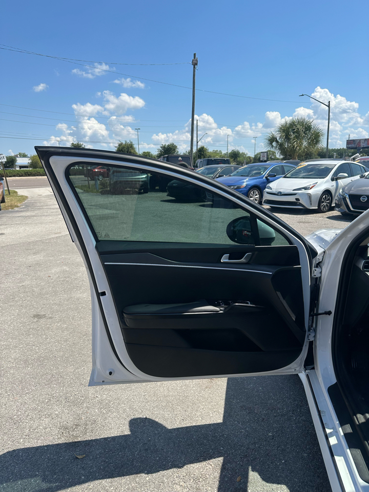 Kia K5 LXS Auto FWD 2021