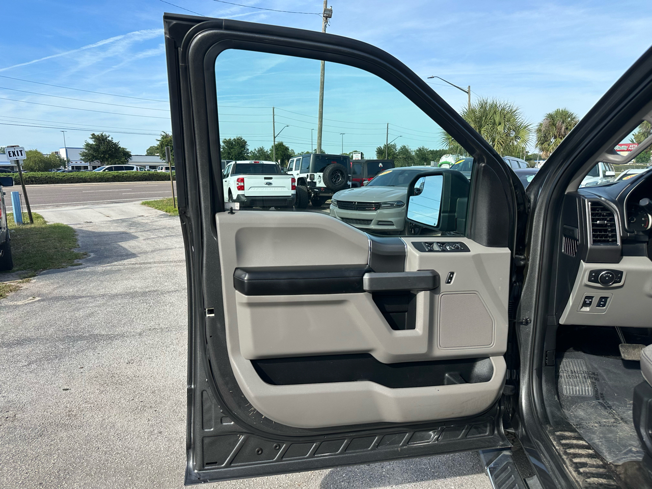 Ford F-150 XLT 4WD SuperCrew 5.5' Box 2018