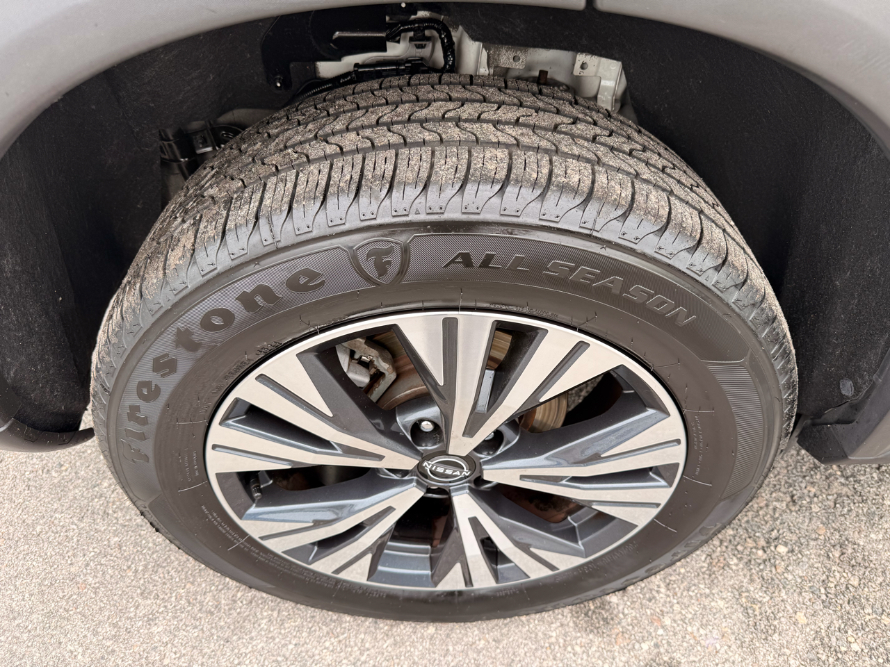 Nissan Rogue FWD SV *Ltd Avail* 2023