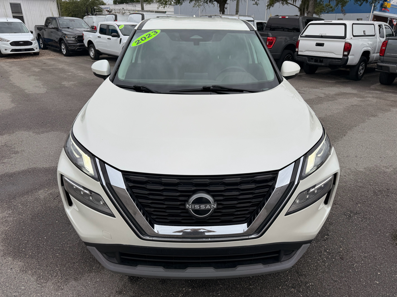 Nissan Rogue FWD SV *Ltd Avail* 2023