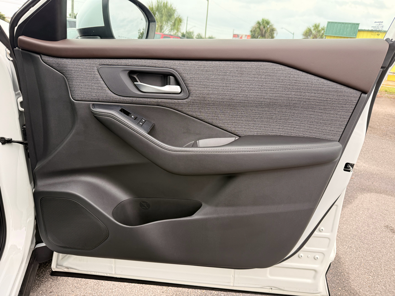 Nissan Rogue FWD SV *Ltd Avail* 2023