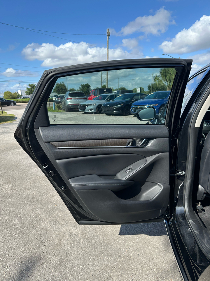 Honda Accord Sedan EX-L 2.0T Auto 2018
