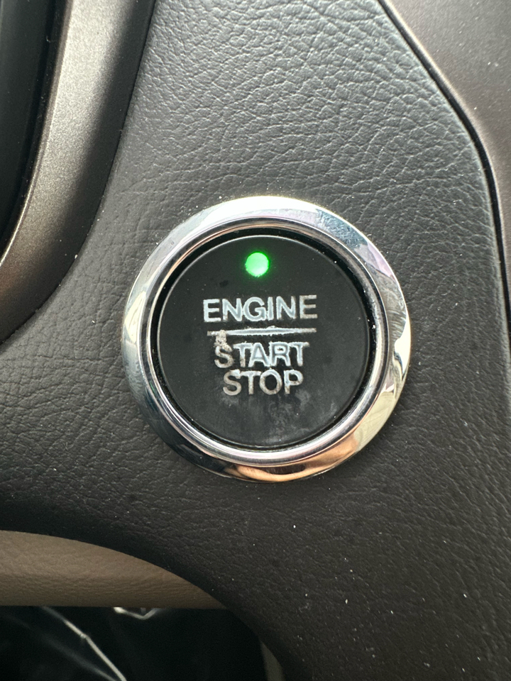 Ford Fusion SE FWD 2020