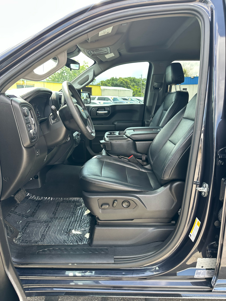 Chevrolet Silverado 1500 4WD Crew Cab 147" Custom 2022