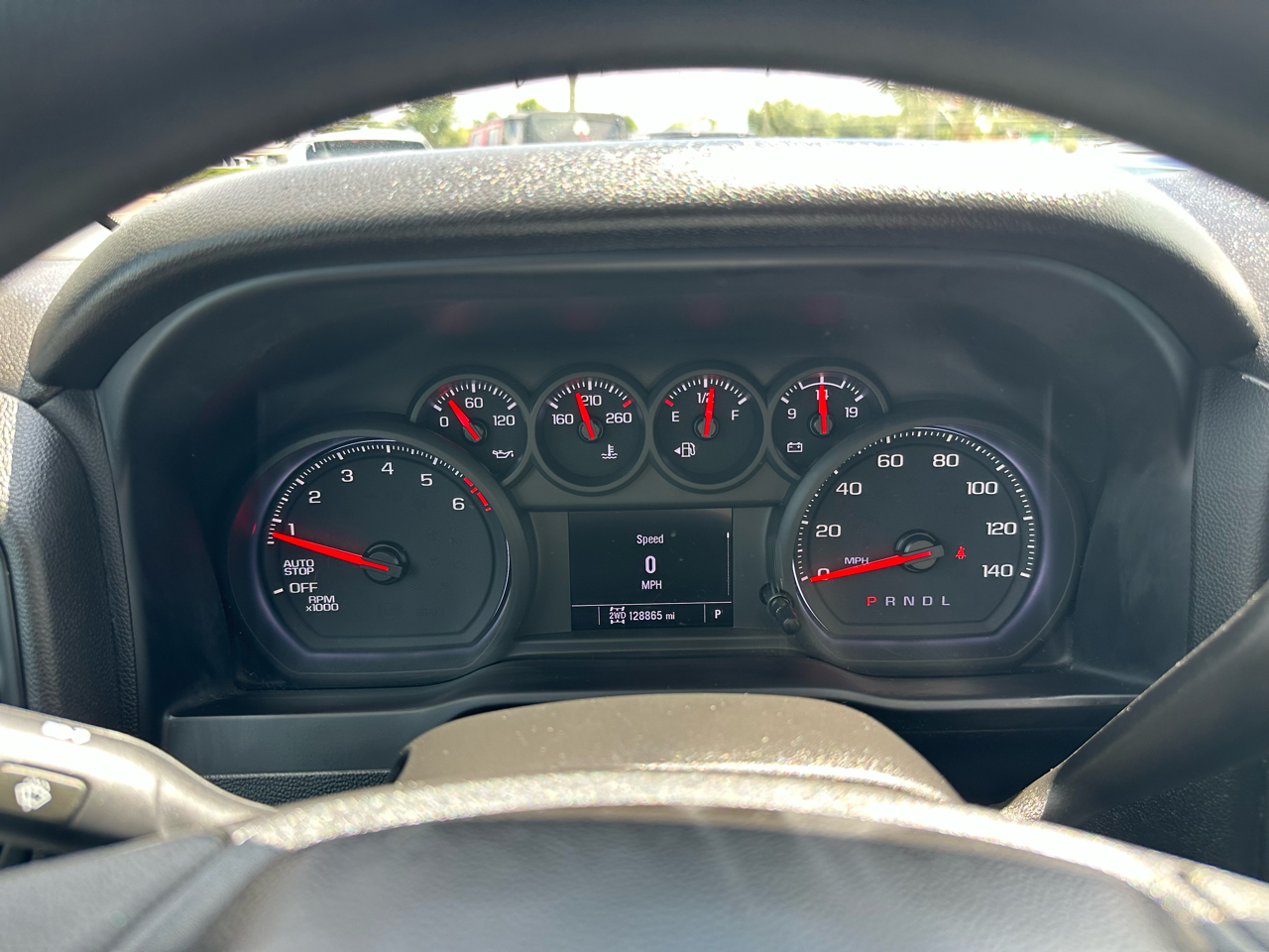 Chevrolet Silverado 1500 4WD Crew Cab 147" Custom 2022