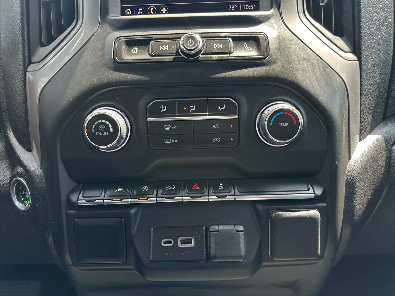 Chevrolet Silverado 1500 4WD Crew Cab 147" Custom 2022