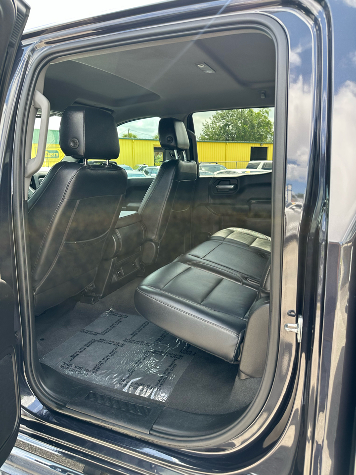 Chevrolet Silverado 1500 4WD Crew Cab 147" Custom 2022