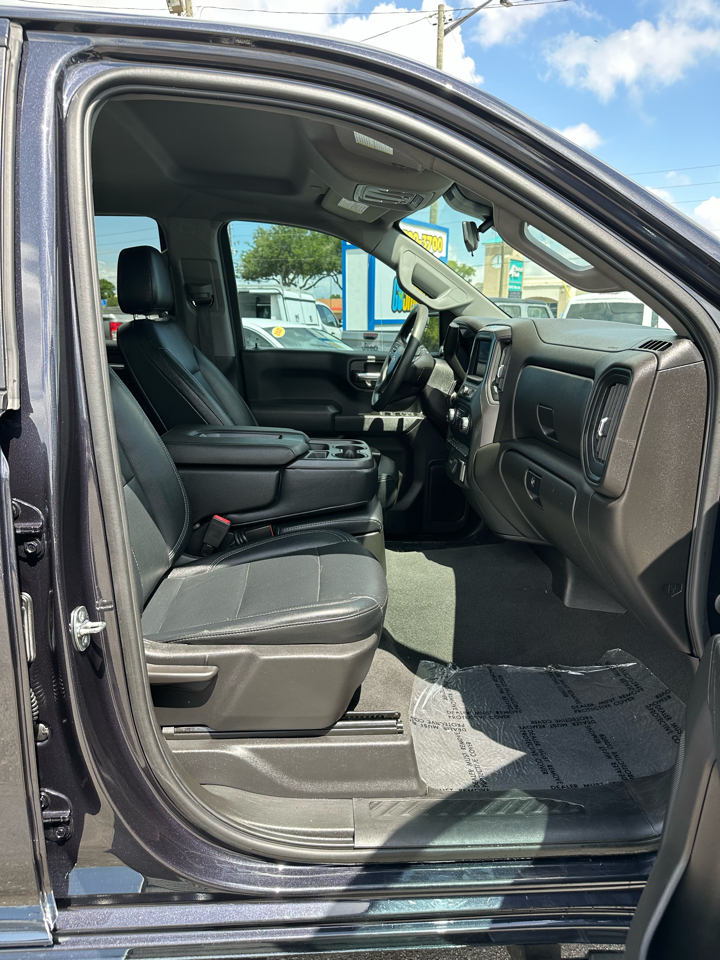 Chevrolet Silverado 1500 4WD Crew Cab 147" Custom 2022