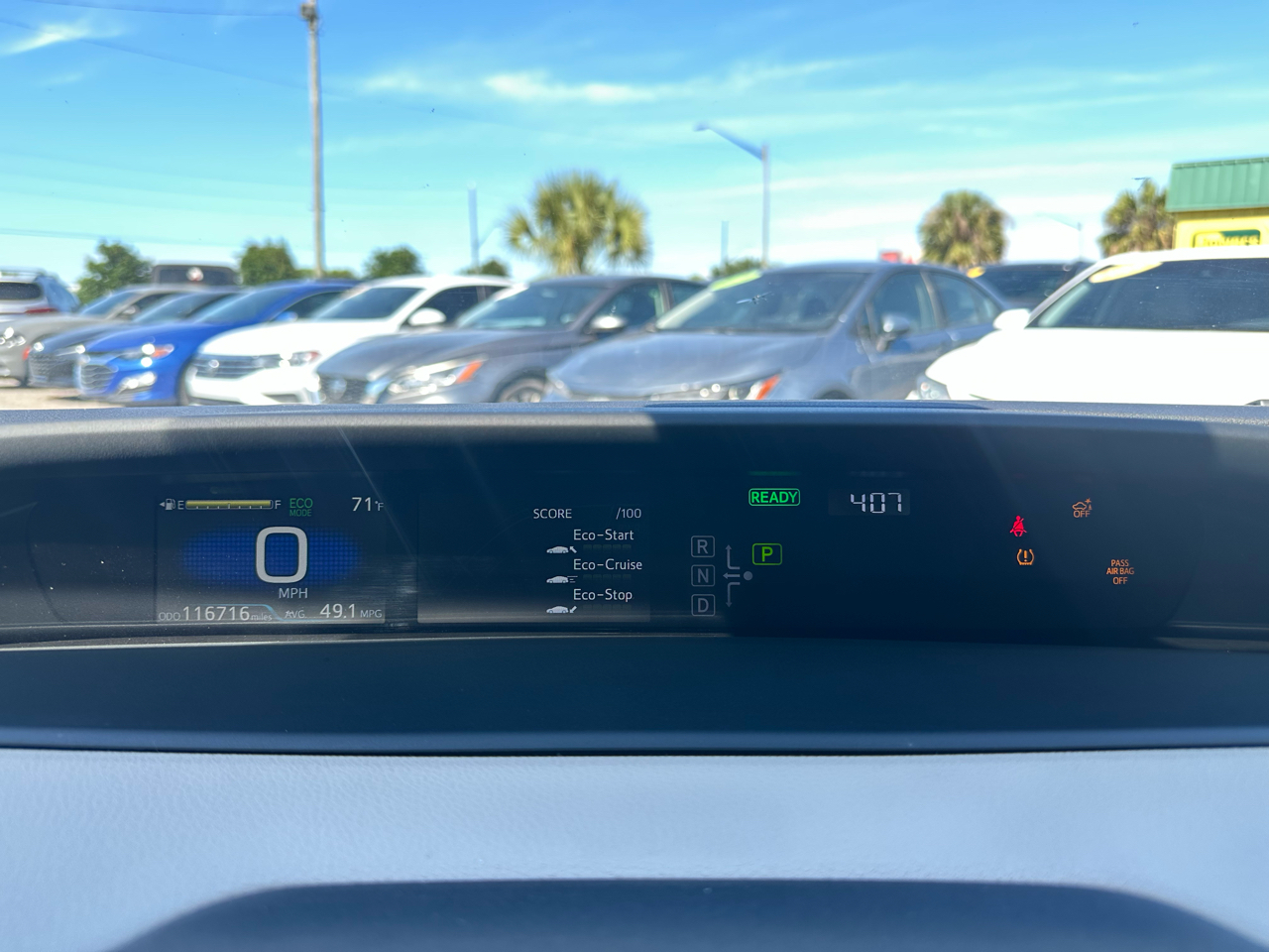 Toyota Prius LE AWD-e (Natl) 2021