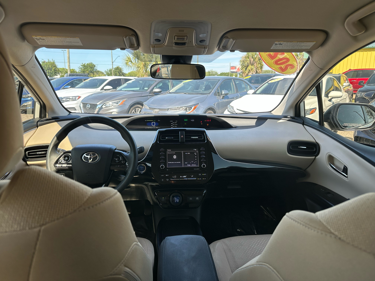 Toyota Prius LE AWD-e (Natl) 2021