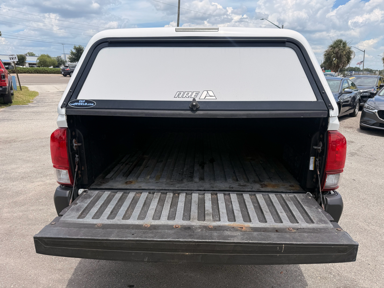 Toyota Tacoma 2WD SR5 Access Cab 6' Bed I4 AT (Natl) 2019