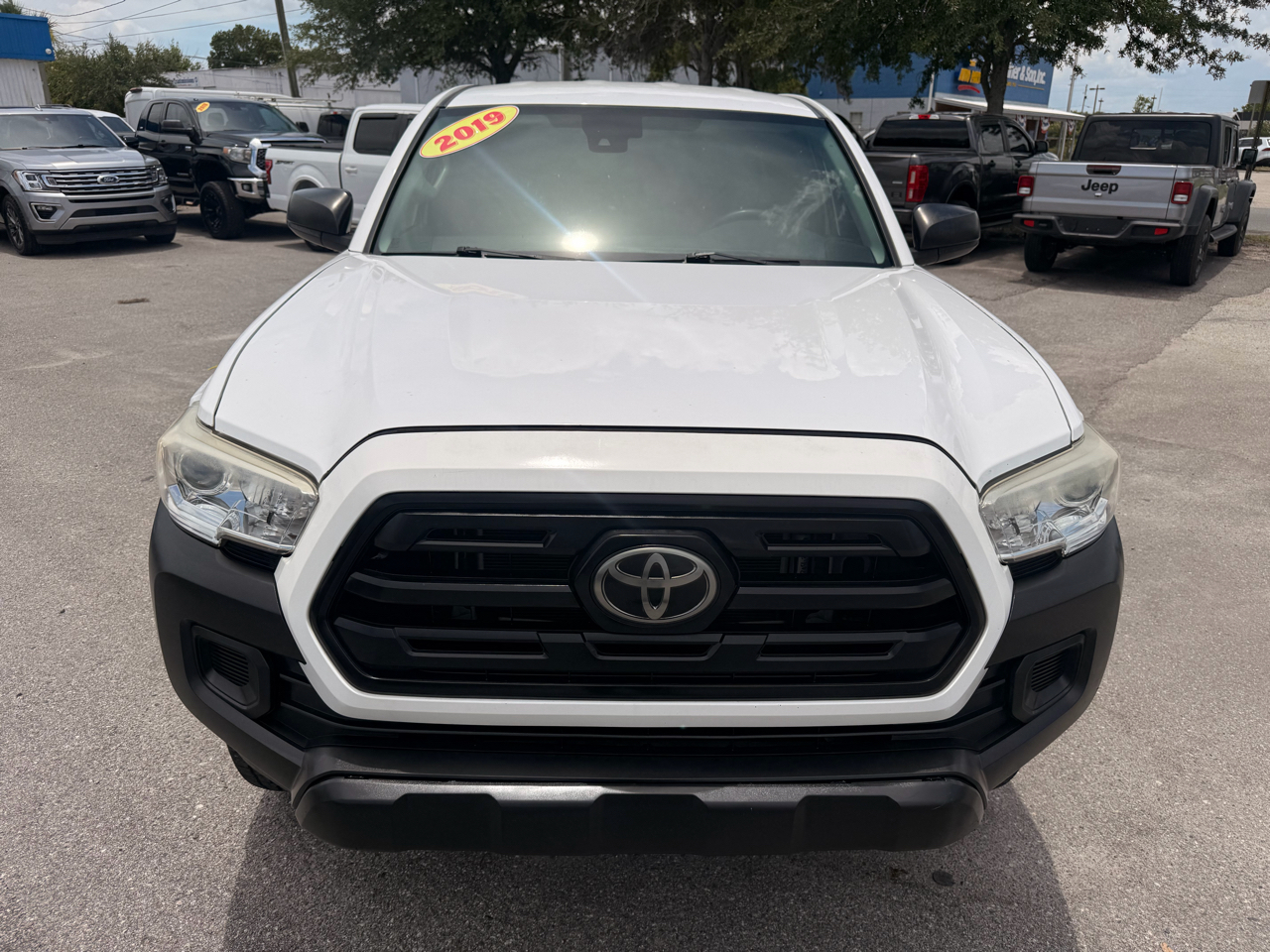 Toyota Tacoma 2WD SR5 Access Cab 6' Bed I4 AT (Natl) 2019
