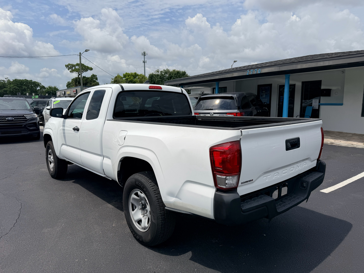 Toyota Tacoma 2WD SR5 Access Cab 6' Bed I4 AT (Natl) 2019