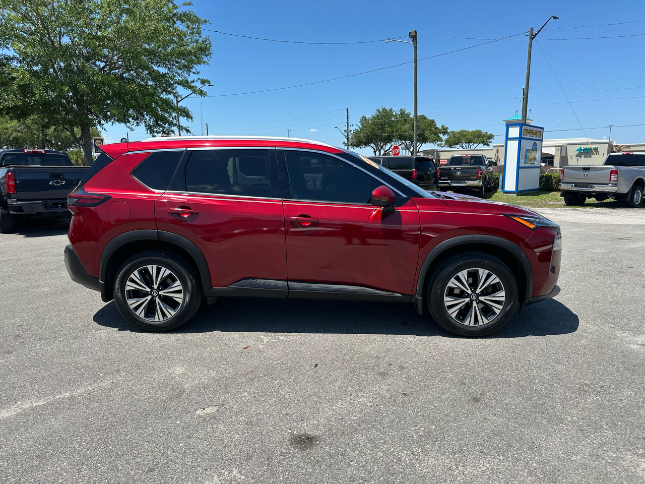 Nissan Rogue FWD SV 2021