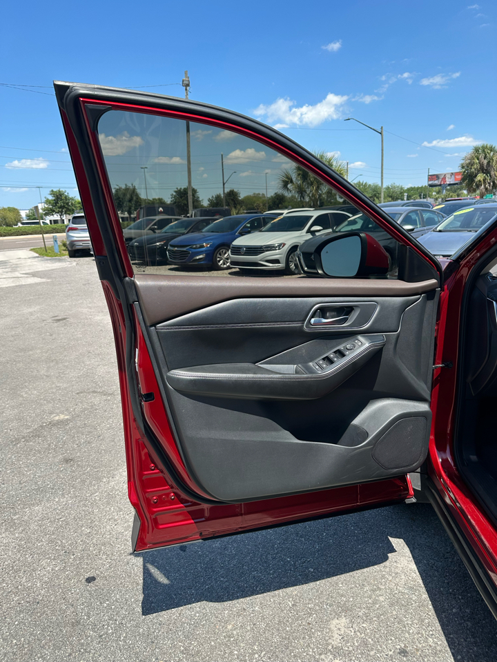 Nissan Rogue FWD SV 2021