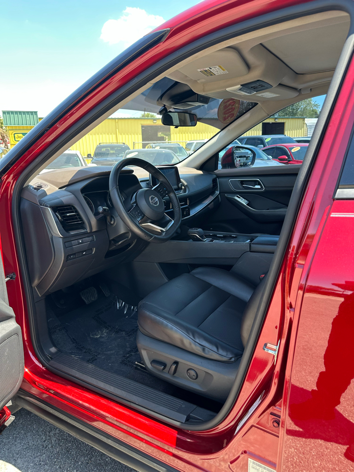 Nissan Rogue FWD SV 2021