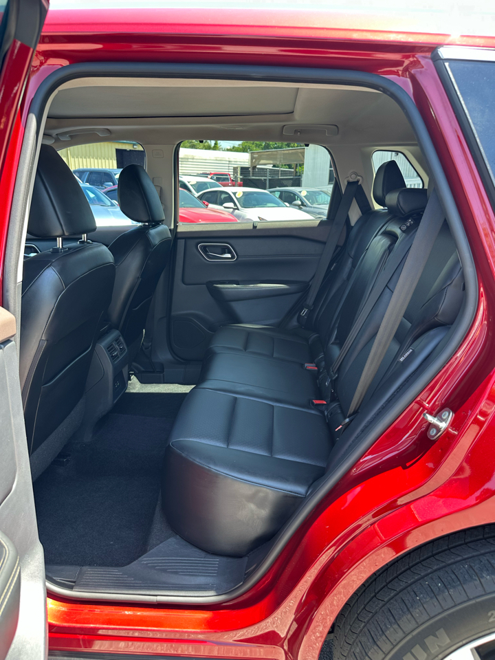 Nissan Rogue FWD SV 2021