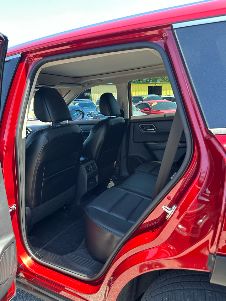 Nissan Rogue FWD SV 2021