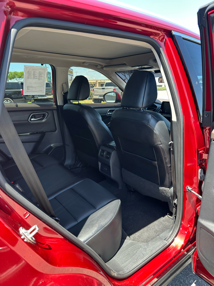 Nissan Rogue FWD SV 2021