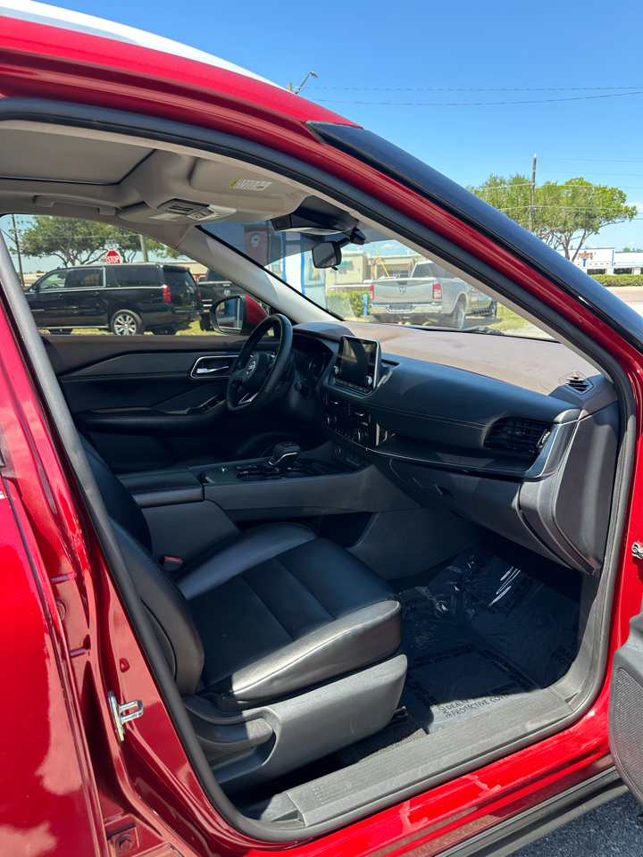 Nissan Rogue FWD SV 2021