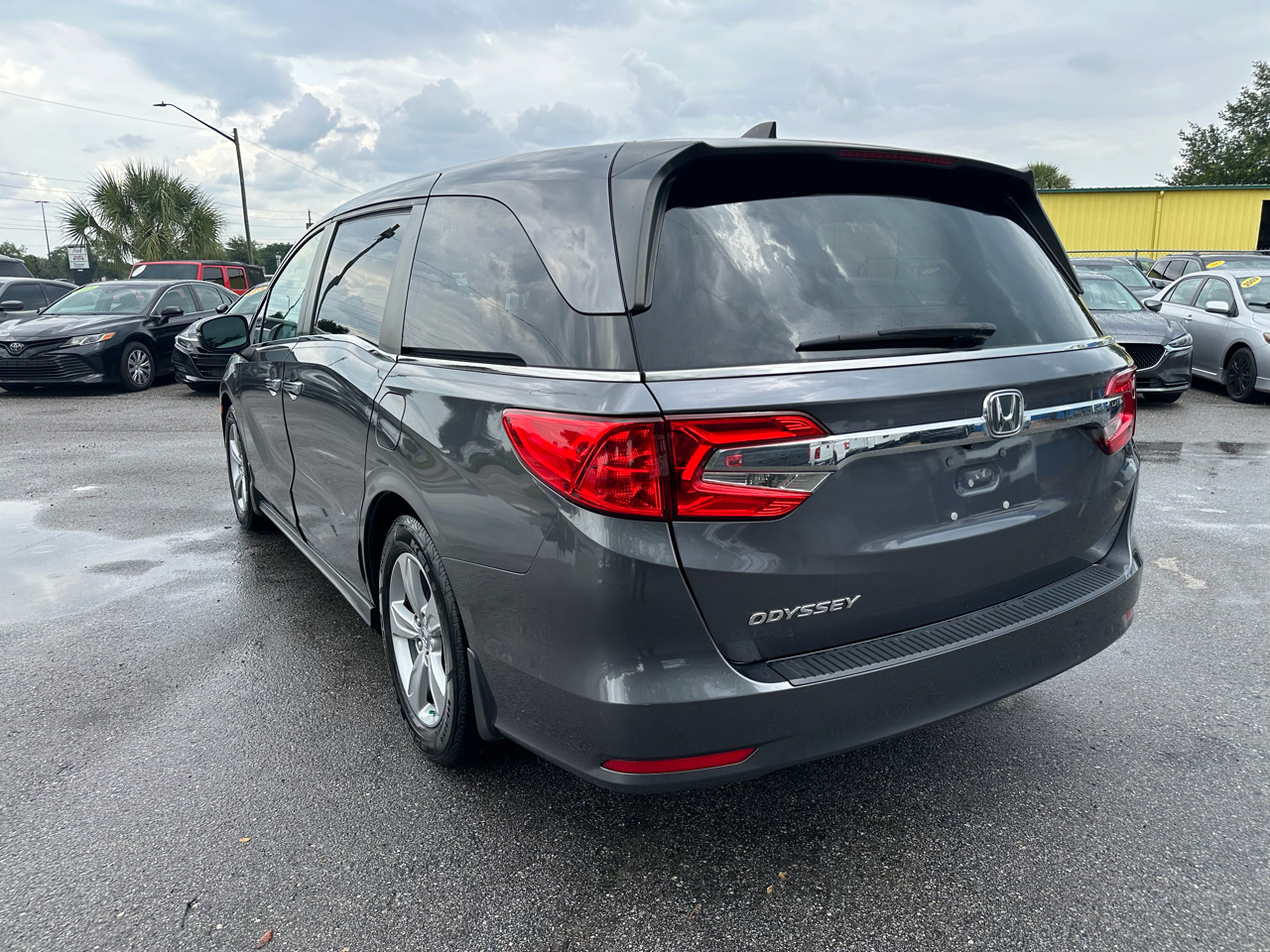 Honda Odyssey EX-L w/ DVD and Navigation 2020
