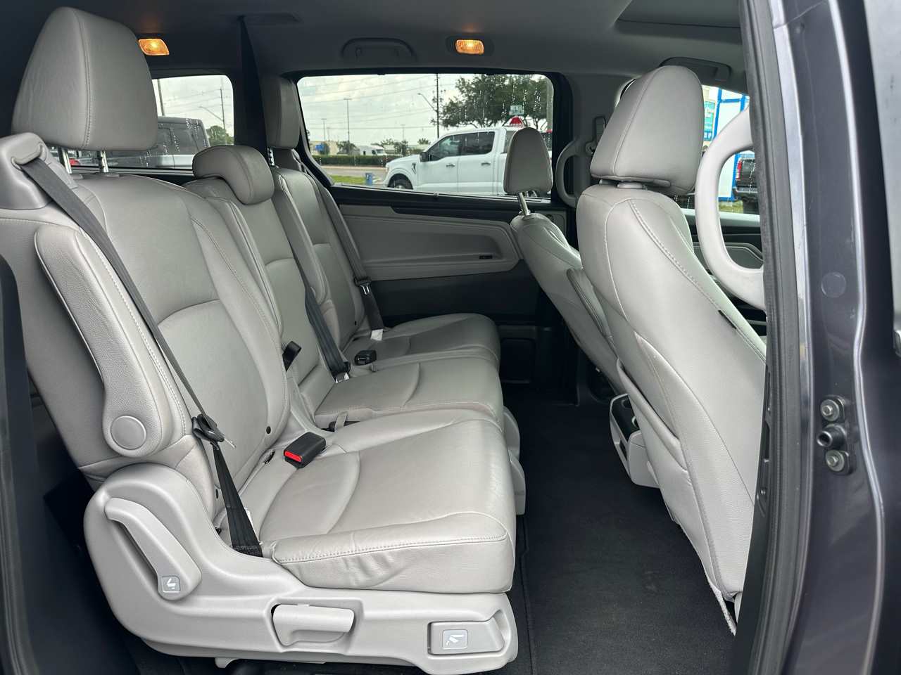 Honda Odyssey EX-L w/ DVD and Navigation 2020